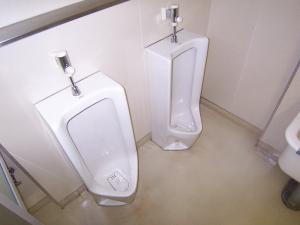 Commercial Urinals